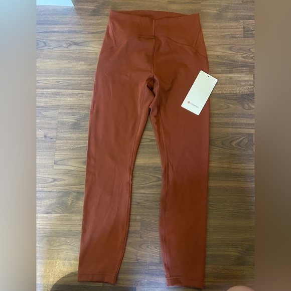 Lululemon Instill HR tight 25” - Picture 2 of 3